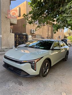 Kia K4